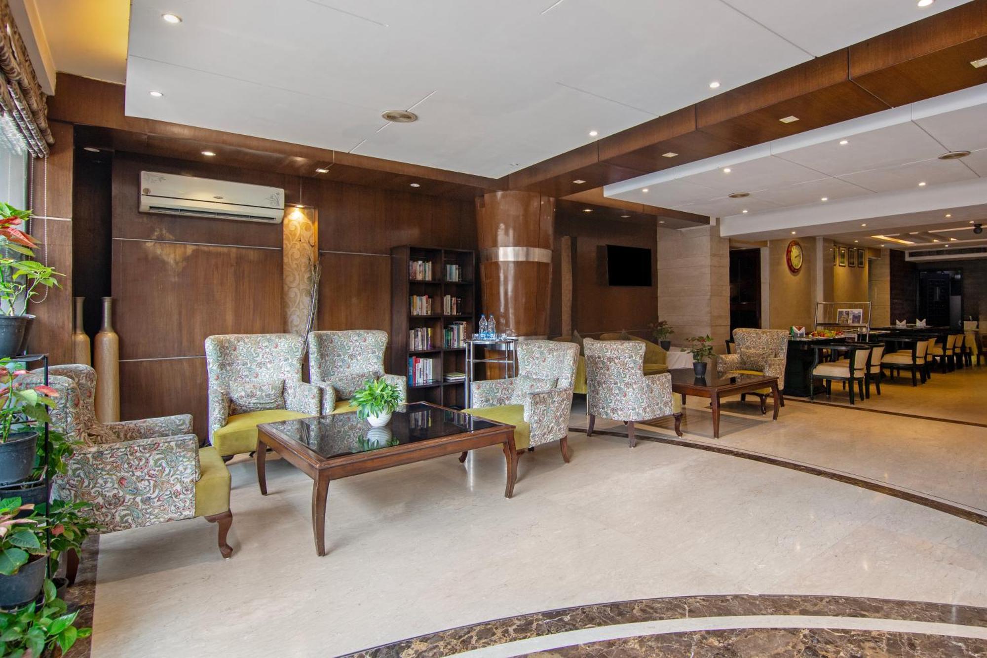 Hotel The Waves New Delhi